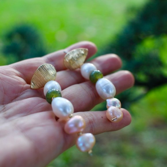Anthropologie Fairy Natural Pearl Drop Earrings